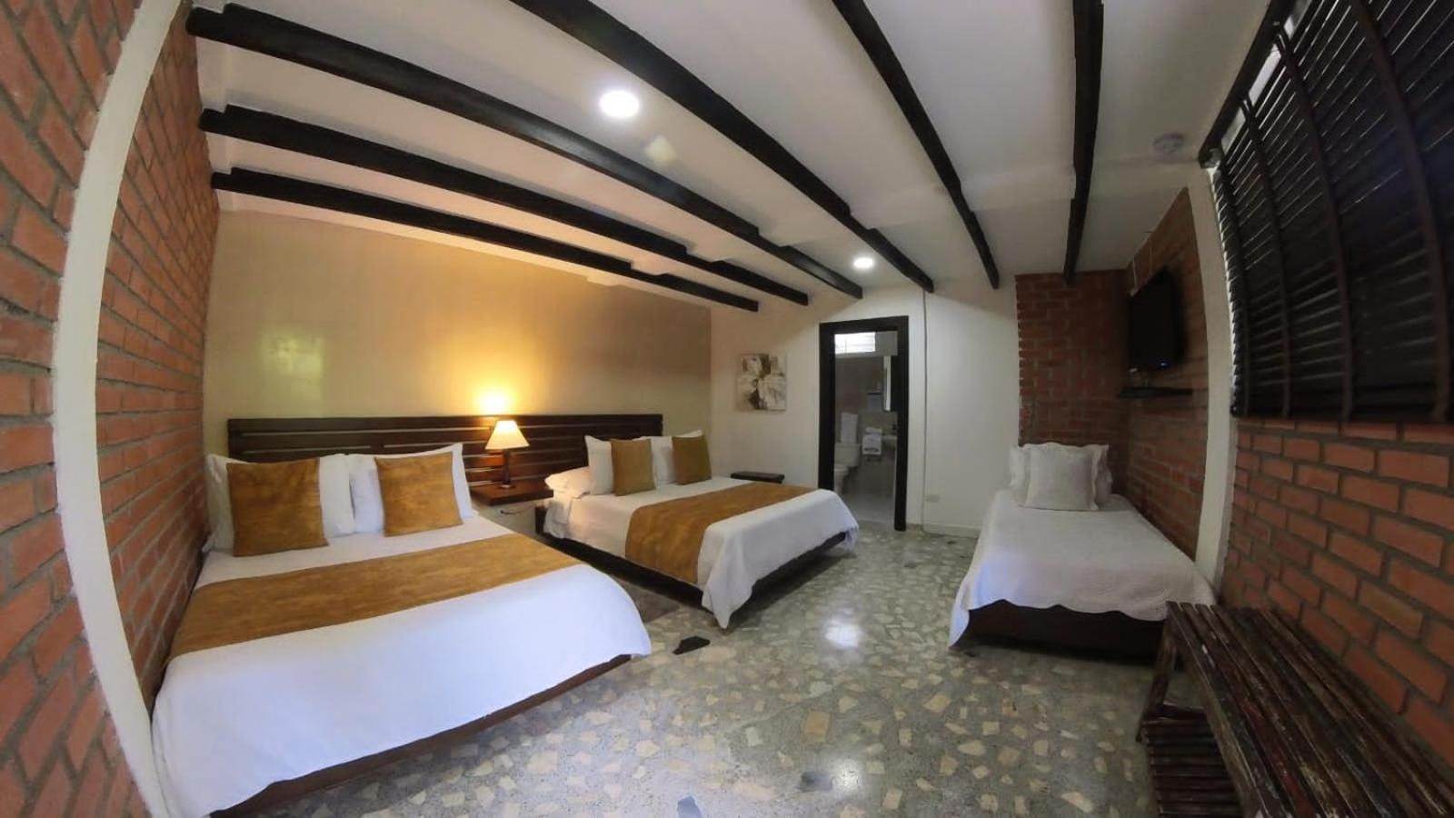 Hotel Visperas 2*