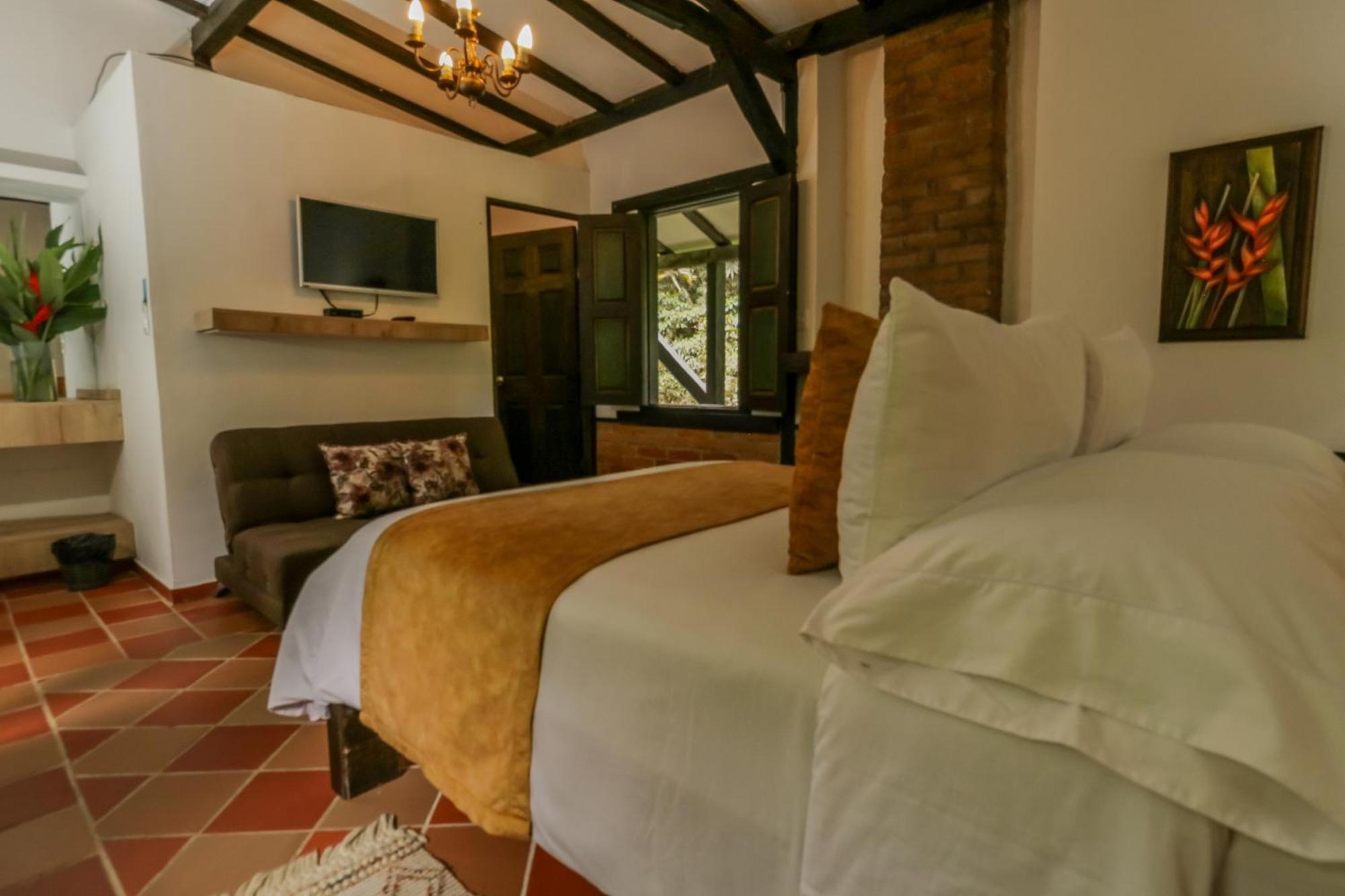 Hotel Visperas 2*
